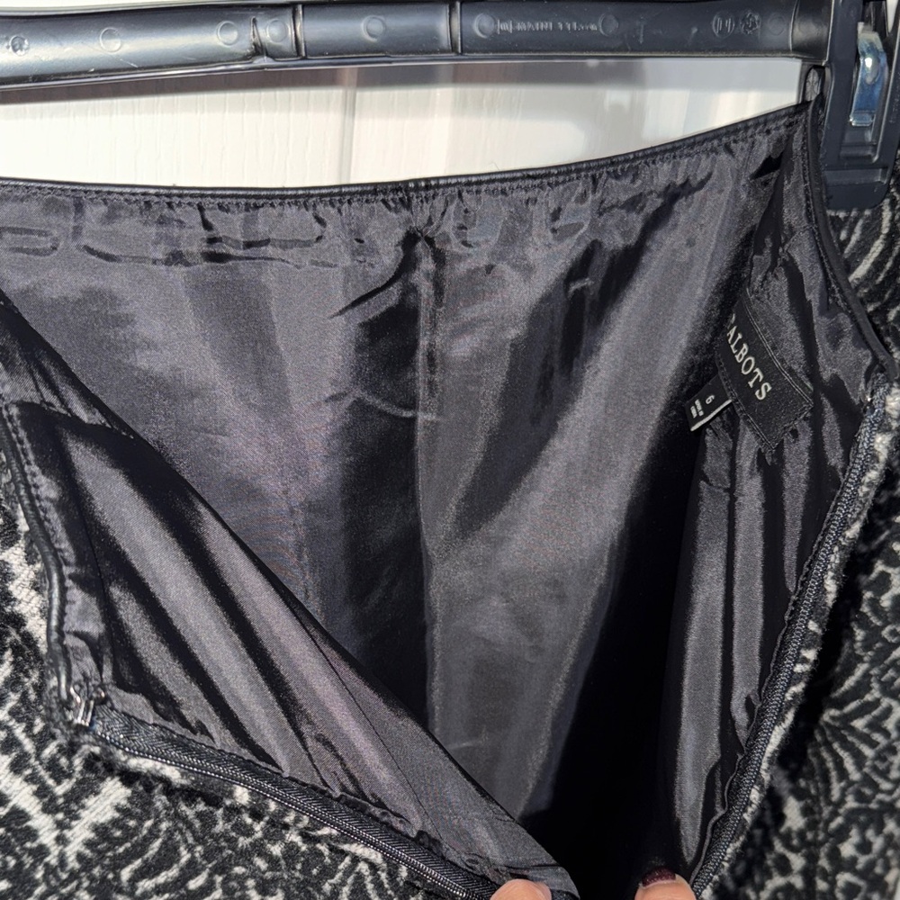 Talbots Elegant Black And Gray Patterned Women's … - image 8